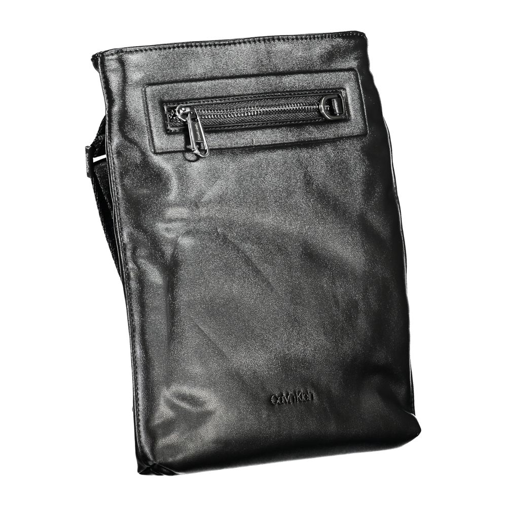 Sac à bandoulière pour homme Calvin Klein en polyester noir, style élégant et pratique.