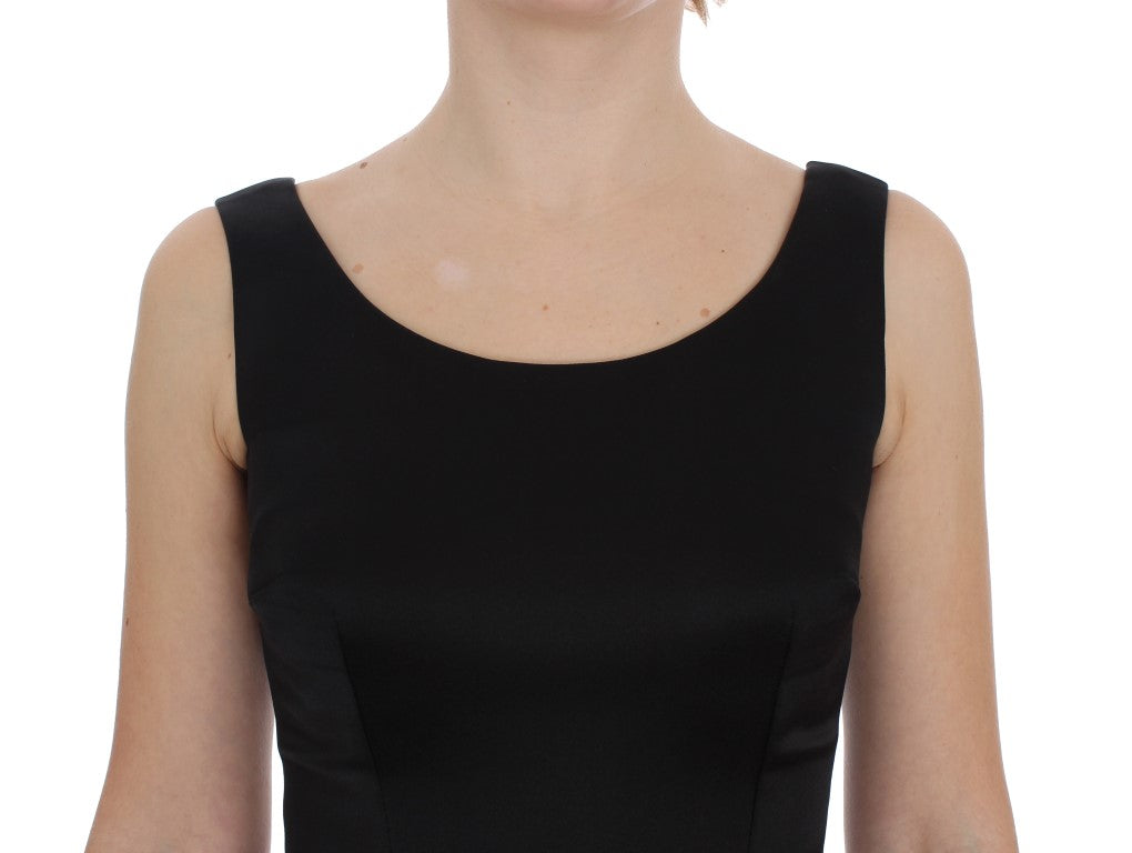 Robe longue noire et grise de la marque Dolce & Gabbana, robe fourreau élégante pour femmes.