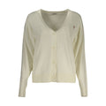 Cardigan blanc en polyester pour femmes de Guess Jeans, vêtement léger et élégant avec boutons et manches longues.