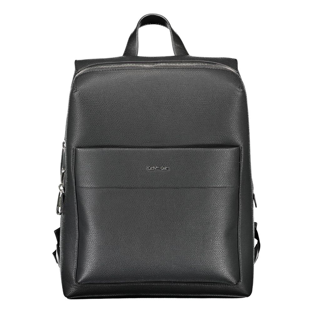 Sac à dos pour homme Calvin Klein en polyester noir, avec compartiments et logo visible, idéal pour un style moderne et pratique.