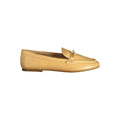 Chaussure femme classique en cuir beige de Ralph Lauren, élégante et sophistiquée, vue de côté.