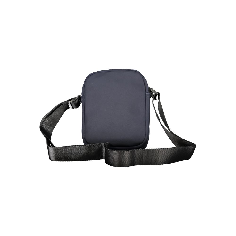 Sac à épaule pour homme Tommy Hilfiger en polyester recyclé bleu, élégant et pratique, visible sur l’image.