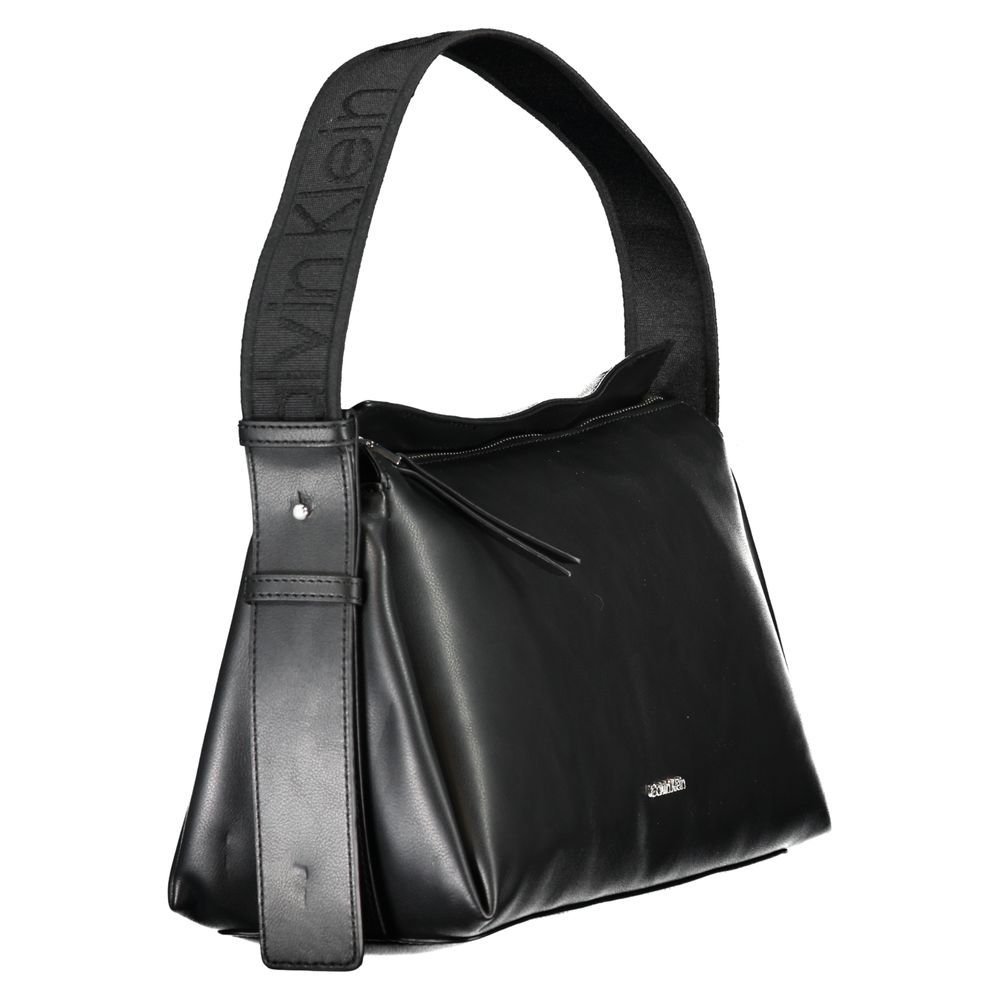 Sac à main noir en polyester pour femmes de la marque Calvin Klein, avec détails élégants et finition soignée.