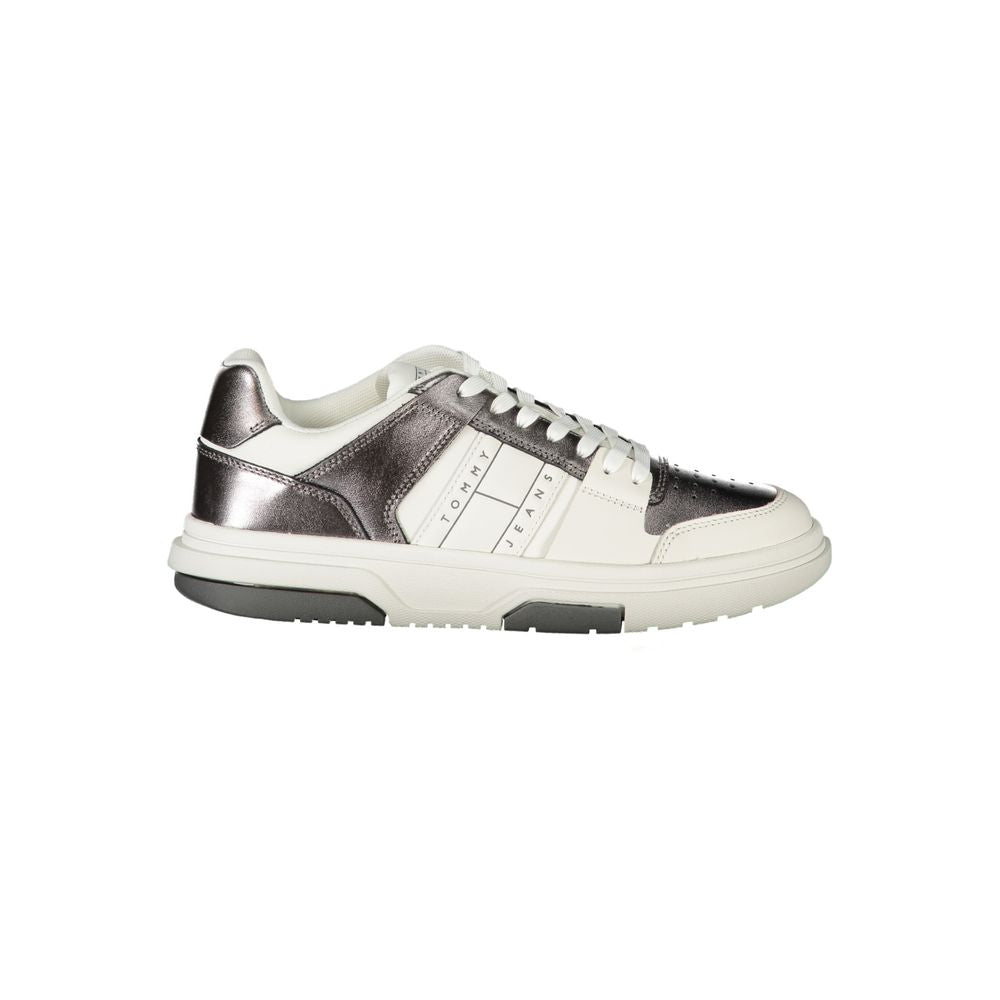 Sneakers blanches pour femmes Tommy Hilfiger en polyuréthane, avec design moderne et semelle blanche visible