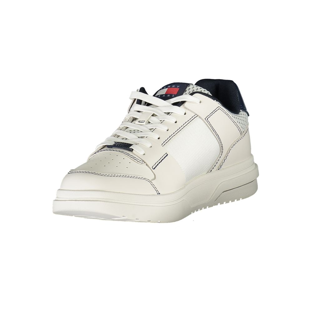 Sneakers homme en polyuréthane bleu Tommy Hilfiger, design moderne et confortable, avec semelle blanche et logo sur le côté.