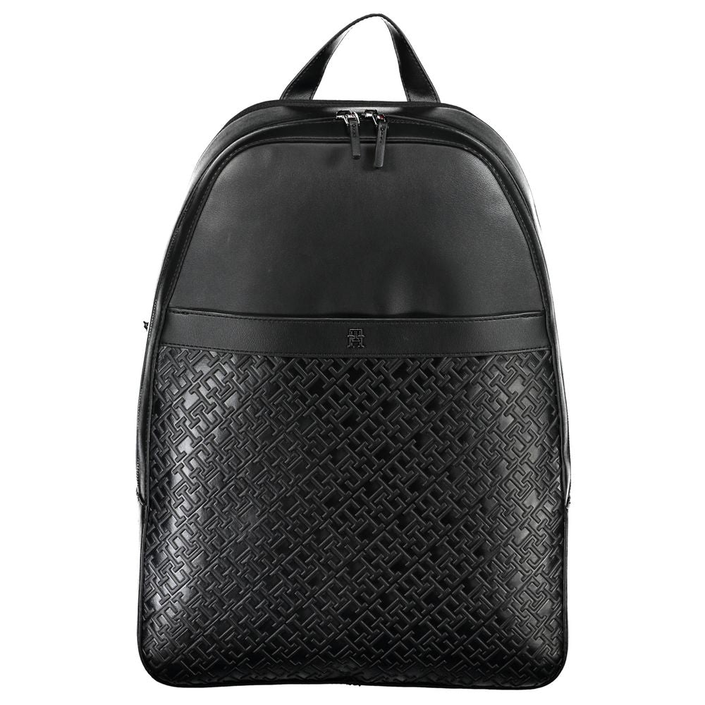 Sac à dos urbain Tommy Hilfiger Chic Urban Traveler avec compartiments, logo et design tendance, vu de face.