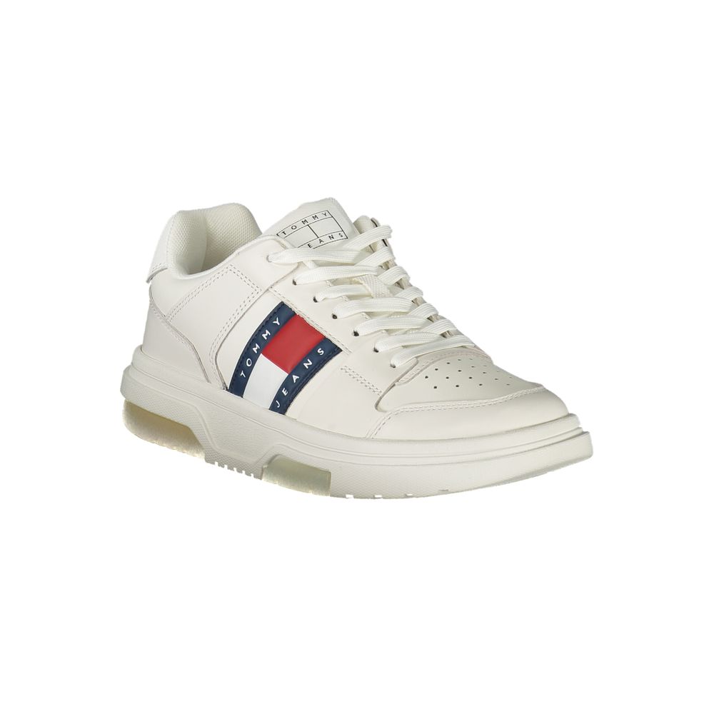 Sneakers pour femmes Tommy Hilfiger Bianco en cuir blanc, avec semelle blanche et design élégant.