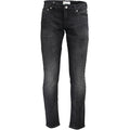 Jeans slim en coton noir pour homme de la marque Calvin Klein, coupe ajustée, vue en gros plan.