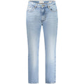 Jeans pour femmes Guess Jeans en coton bleu azur, coupe classique, détails de couture visibles.
