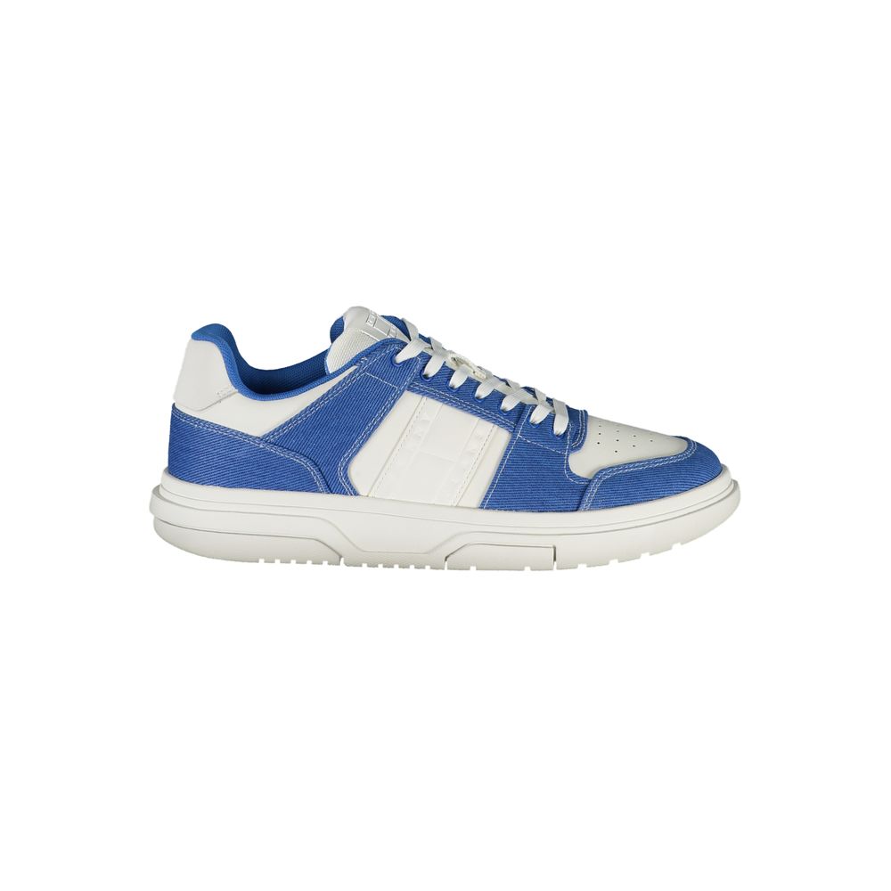 Chaussure sportive Tommy Hilfiger en polyuréthane blanc pour homme, sneaker tendance avec semelle blanche et design moderne.