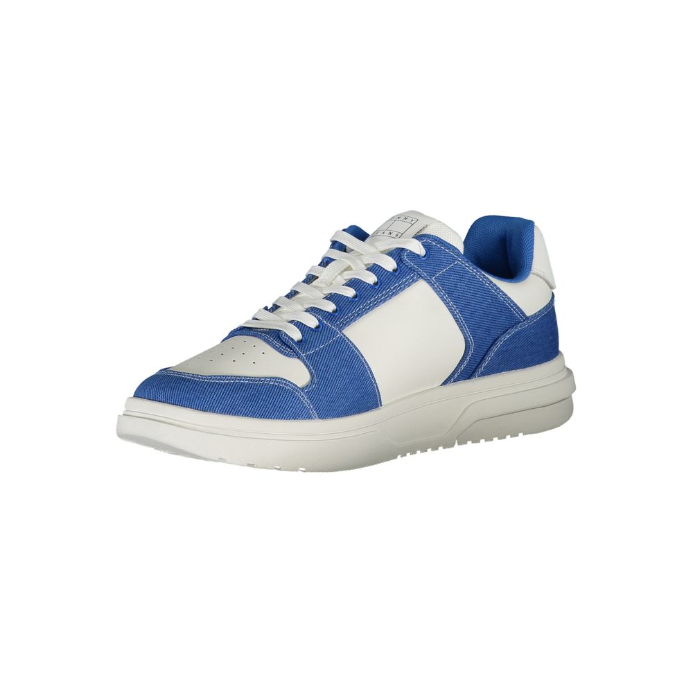 Sneakers Tommy Hilfiger en polyuréthane blanc pour homme, style décontracté et moderne, vue de face.