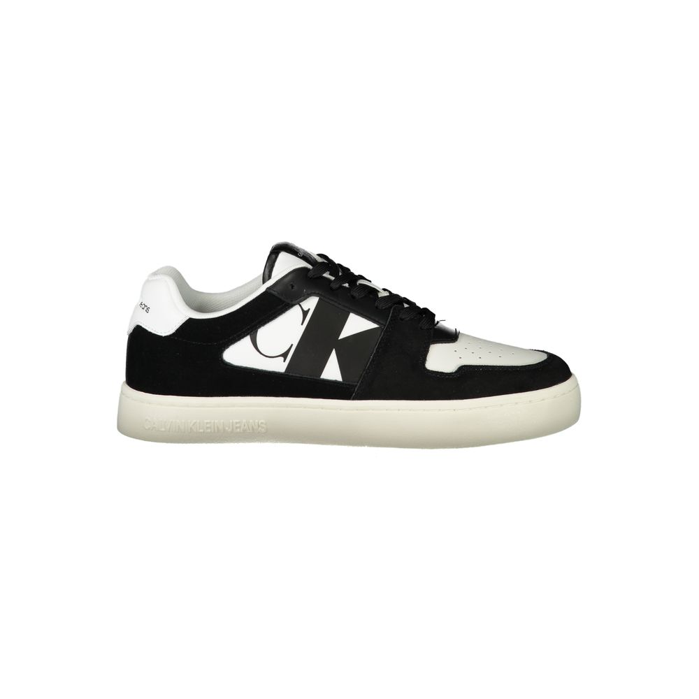 Chaussures de sport blanches pour hommes Calvin Klein en polyester, baskets tendance et confortables.