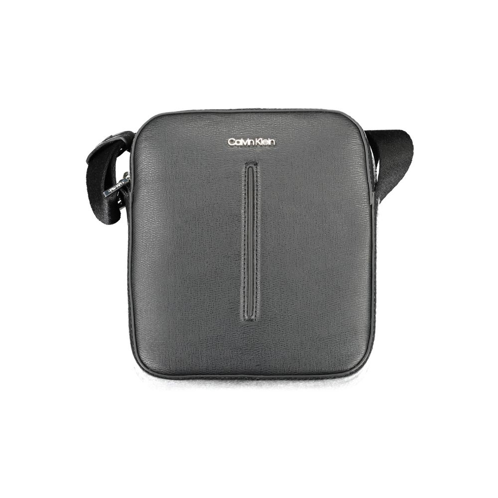 Sac à bandoulière noir en polyester pour homme de la marque Calvin Klein, avec bandoulière ajustable et design élégant.