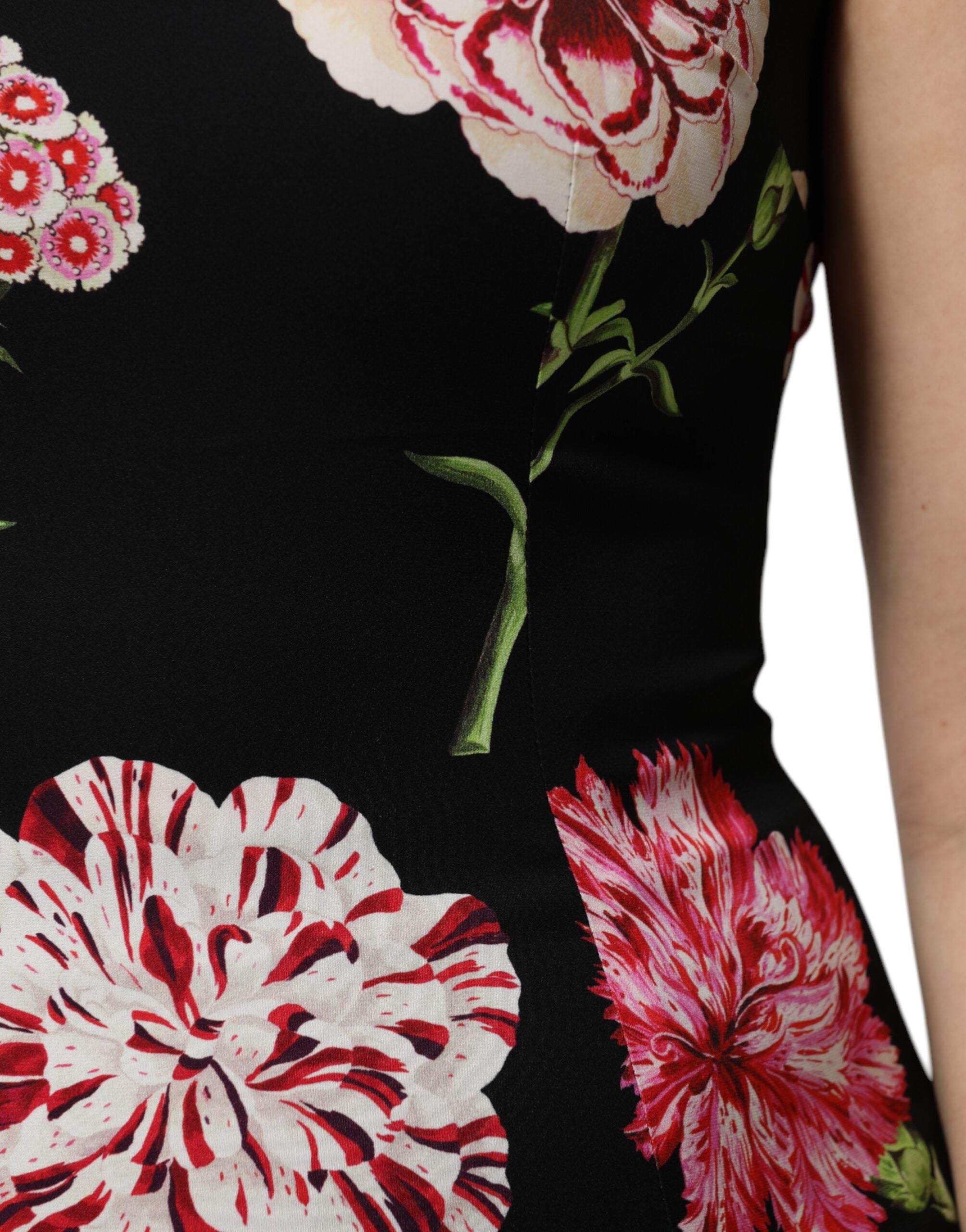 Haut sans manches Dolce & Gabbana, blouse noire à imprimé floral, vue de face, tissu léger et élégant.