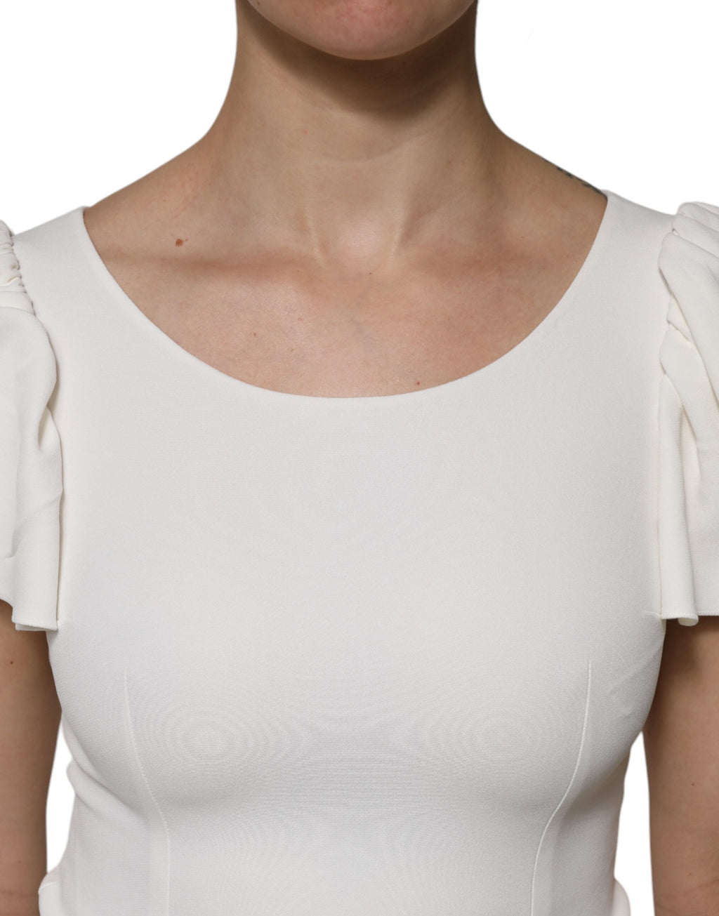 Haut blanc en viscose à col rond et manches courtes de Dolce & Gabbana, vue de face.