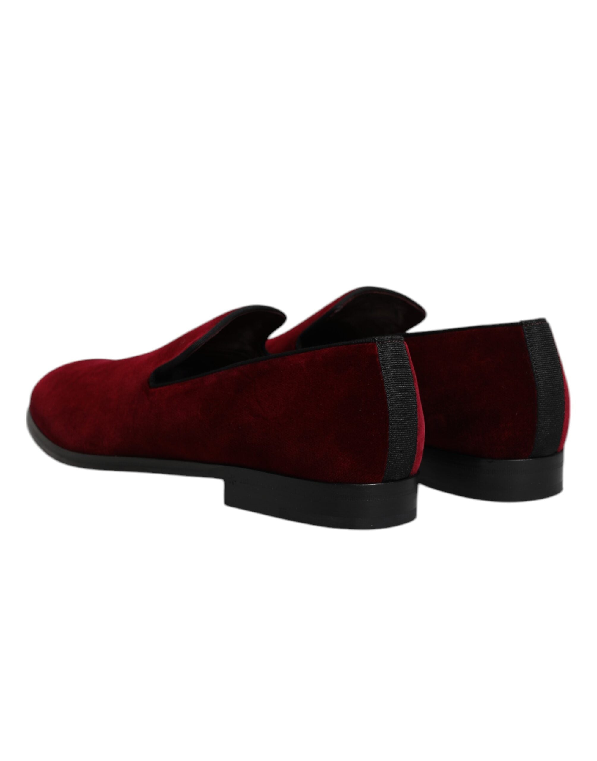 Chaussures Dolce & Gabbana en velours de coton rouge, mocassins slip-on formels élégants, vue de dessus.
