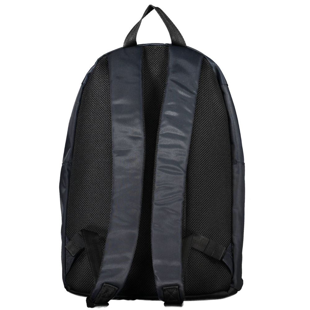 Sac à dos homme Tommy Hilfiger en polyester bleu, avec compartiments et design moderne.