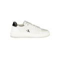 Sneakers pour femmes Calvin Klein en polyuréthane blanc, style moderne et confortable, vue de face.