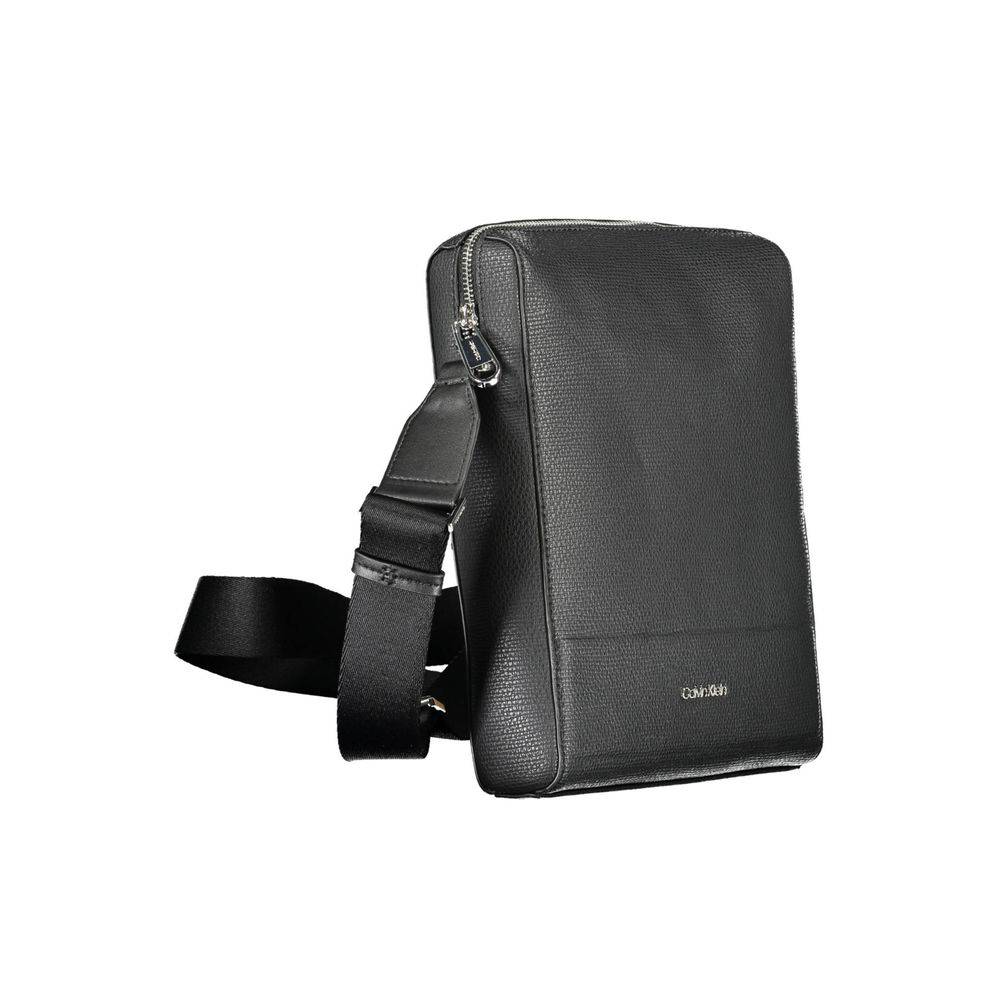 Sac à bandoulière pour homme Calvin Klein en polyuréthane noir, élégant et moderne, avec détails en cuir synthétique.