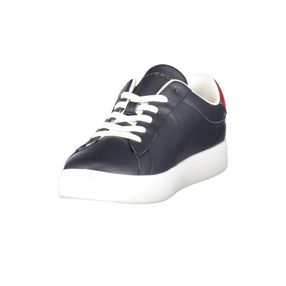 Sneakers pour femmes Tommy Hilfiger en polyuréthane bleu, style décontracté et moderne.