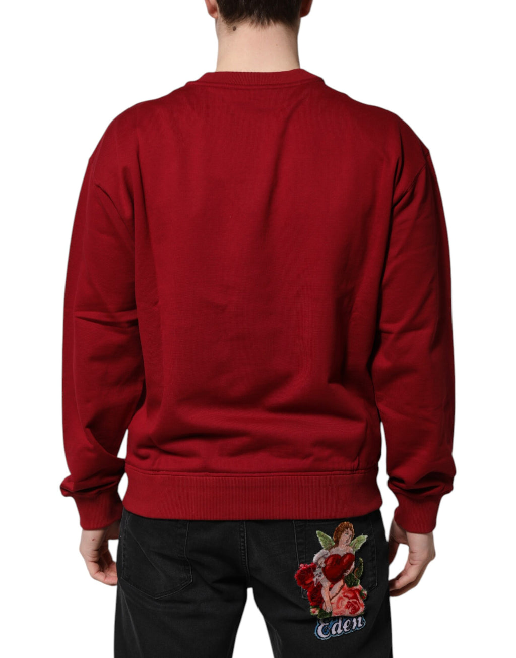 Pull homme Dolce & Gabbana en coton rouge avec logo embossé, col rond, style décontracté.