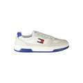 Sneakers blanches en polyuréthane pour hommes de Tommy Hilfiger, style moderne et confortable, vue de face sur fond neutre.