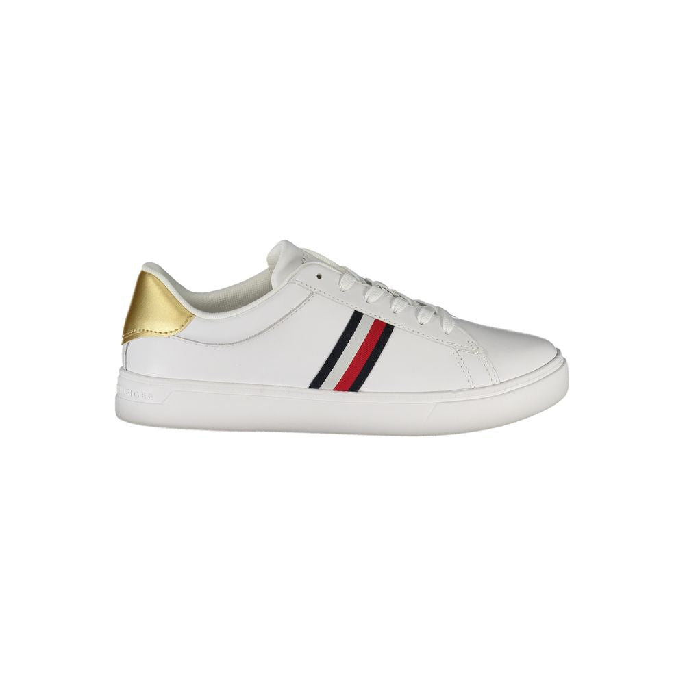 Sneakers pour femme Tommy Hilfiger en polyuréthane blanc, style décontracté avec semelle blanche et design moderne.