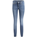 Jeans femme en coton Calvin Klein Blu, coupe classique avec détails modernes, visibles sur cette image.