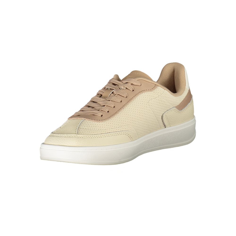 Basket en polyuréthane beige pour femmes de Tommy Hilfiger, sneaker décontractée avec semelle blanche et détails stylés.