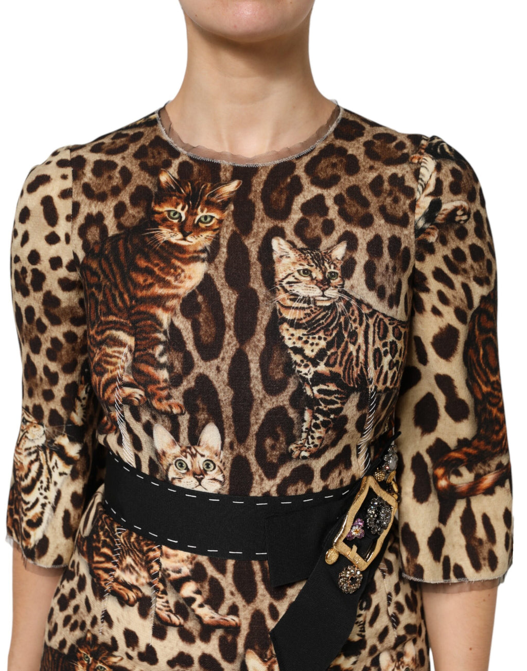 Robe midi à coupe A en leopard marron avec ceinture, Dolce & Gabbana, style élégant et sophistiqué.