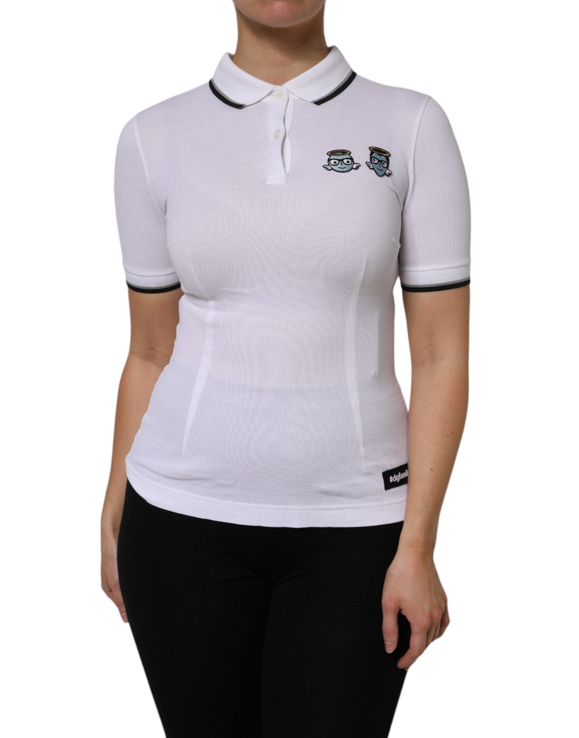 Polo Dolce & Gabbana en coton blanc à manches courtes avec col, vue de face sur un mannequin.