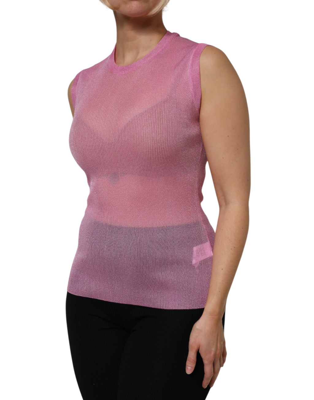 Débardeur sans manches rose en polyester de Dolce & Gabbana avec col rond, porté sur mannequin.