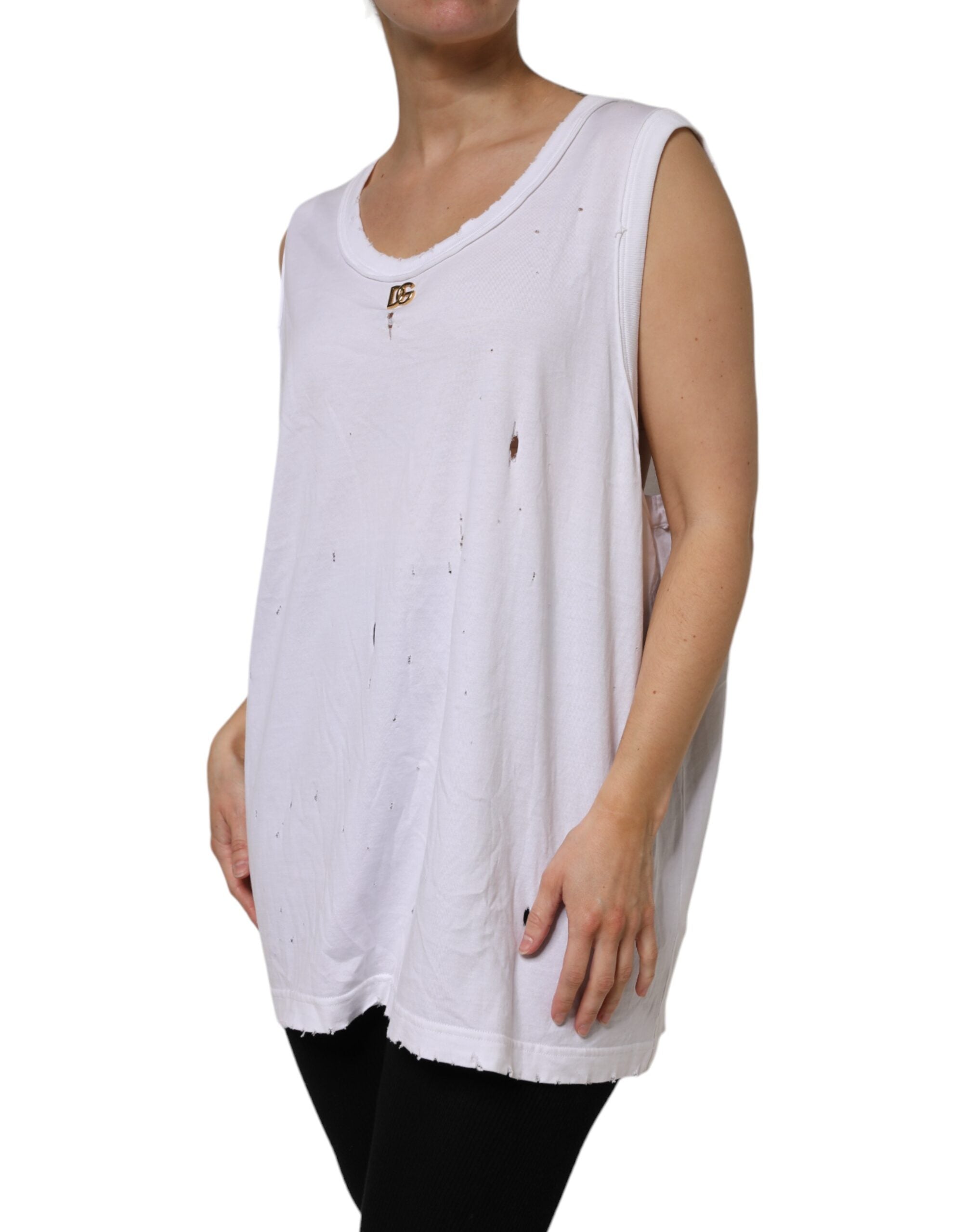 Débardeur sans manches blanc en coton de Dolce & Gabbana avec col rond, visible sur le mannequin.