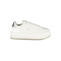 Sneakers en cuir blanc pour femmes de la marque Calvin Klein, design élégant et moderne, vue de face.