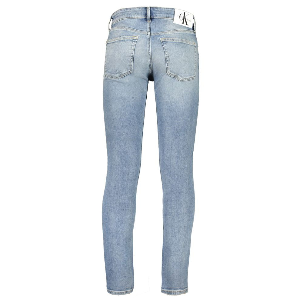 Jeans slim en coton pour homme de Calvin Klein Blu, coupe ajustée et moderne, visible dans l'image.