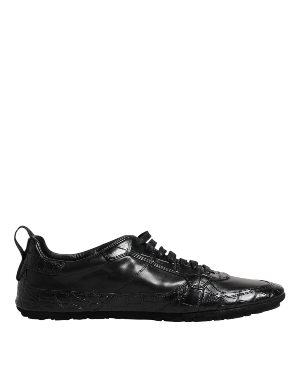 Chaussures sneakers basses en cuir exotique noir de Dolce & Gabbana, style élégant et moderne.