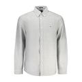 Chemise homme en coton gris Tommy Hilfiger, détail du col et des boutons, élégante et confortable.