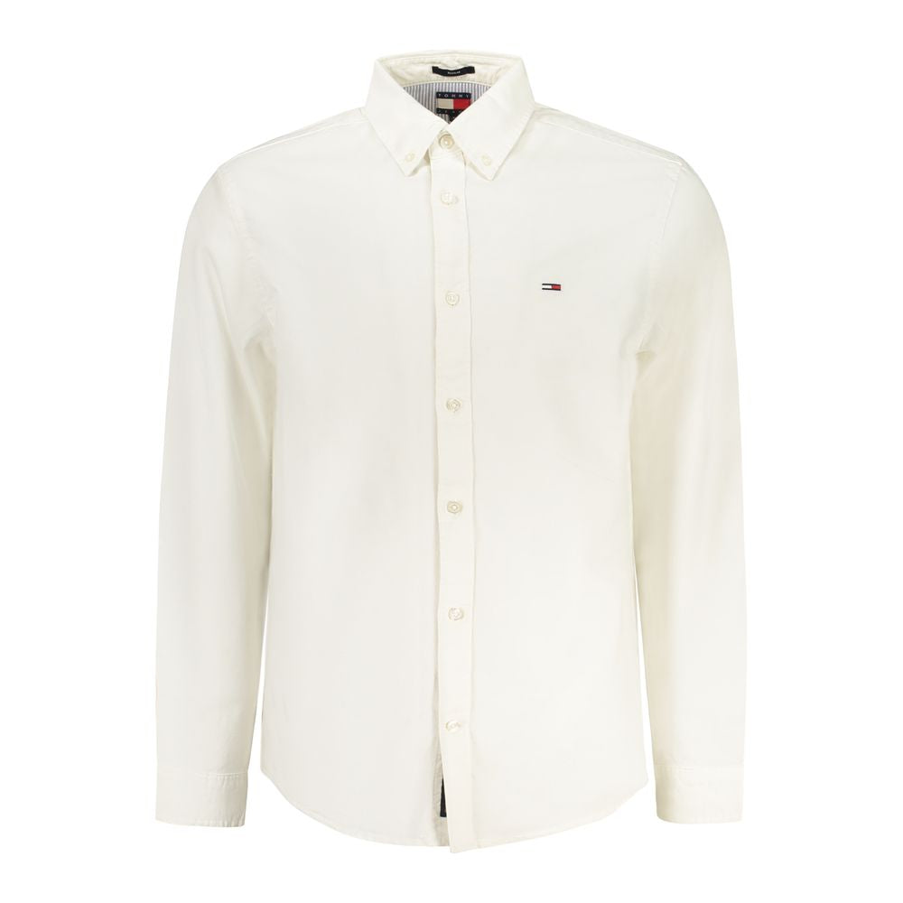Chemise blanche en coton pour homme de la marque Tommy Hilfiger, vue de face, détails du col et des boutons visibles.