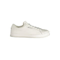 Sneakers blanches Tommy Hilfiger en polyuréthane pour homme, vue de face, avec détails de design modernes.
