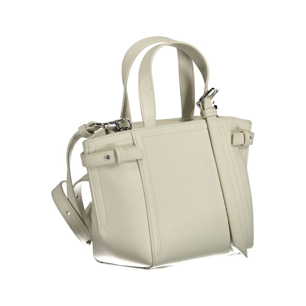 Sac à main pour femmes Calvin Klein en polyester blanc, élégant et pratique avec détails modernes.