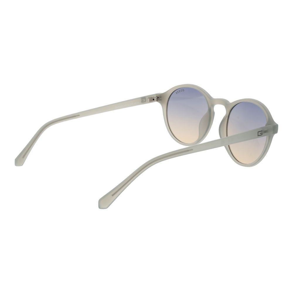 Lunettes de soleil en plastique gris de marque Guess, style moderne avec monture élégante.