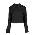 Sweatshirt pour femme Calvin Klein en viscose noire, style décontracté et confortable, porté avec manches longues.
