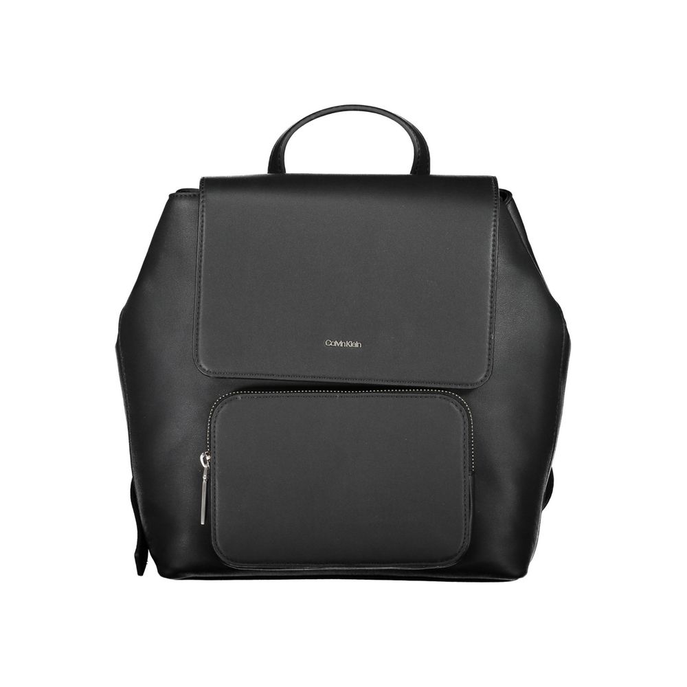 Sac à dos pour femmes Calvin Klein en polyester noir, avec poches et logo emblématique, idéal pour le quotidien.