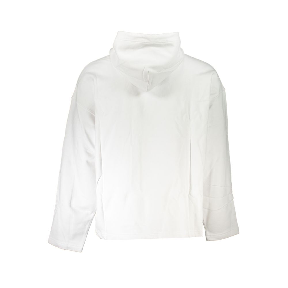 Sweat-shirt blanc en coton pour homme de la marque Calvin Klein, vue de face, avec logo discret sur la poitrine.