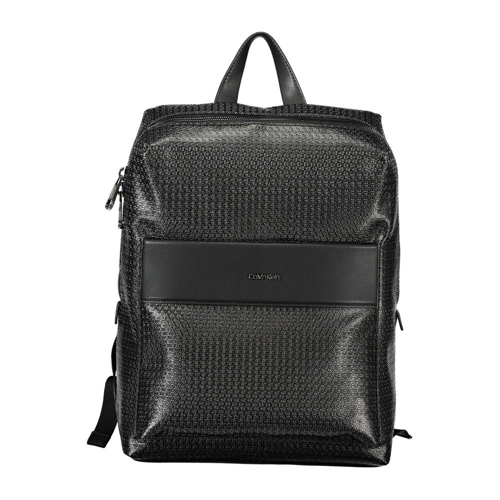 Sac à dos pour homme Calvin Klein en polyester noir, avec poches et bandoulière réglable, idéal pour un usage quotidien.