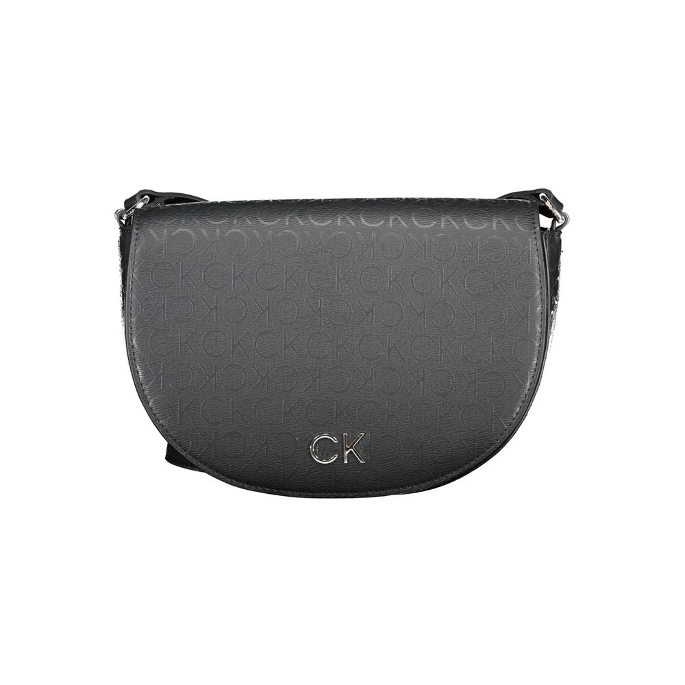 Sac à bandoulière pour femmes Calvin Klein en polyuréthane noir, design élégant et moderne, visible en détail dans l'image.