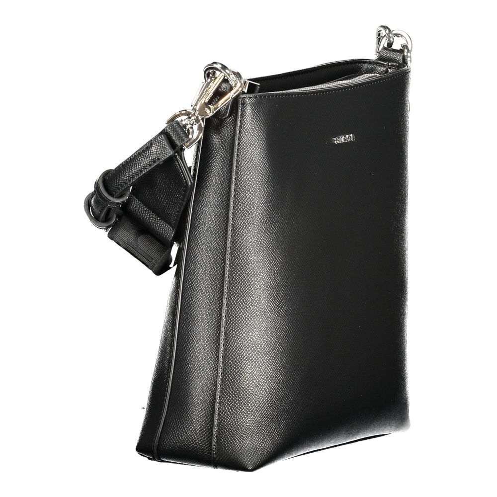 Sac à épaule noir en polyester pour femme de la marque Calvin Klein, avec détails élégants et design moderne visible sur l'image.