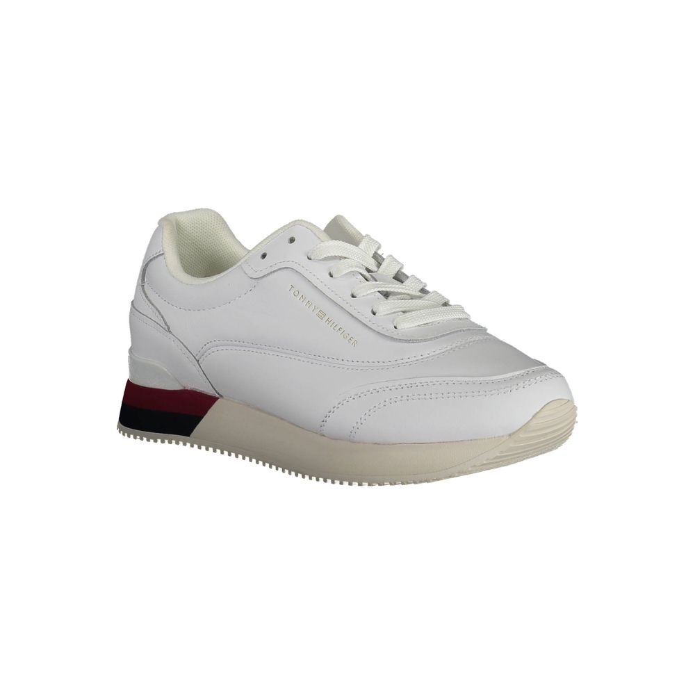 Sneakers femme Tommy Hilfiger Bianco en cuir, chaussures blanches élégantes avec semelle blanche et design moderne.