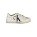 Chaussures femmes en cuir blanc de Calvin Klein, sneakers élégants avec semelle blanche et design épuré.