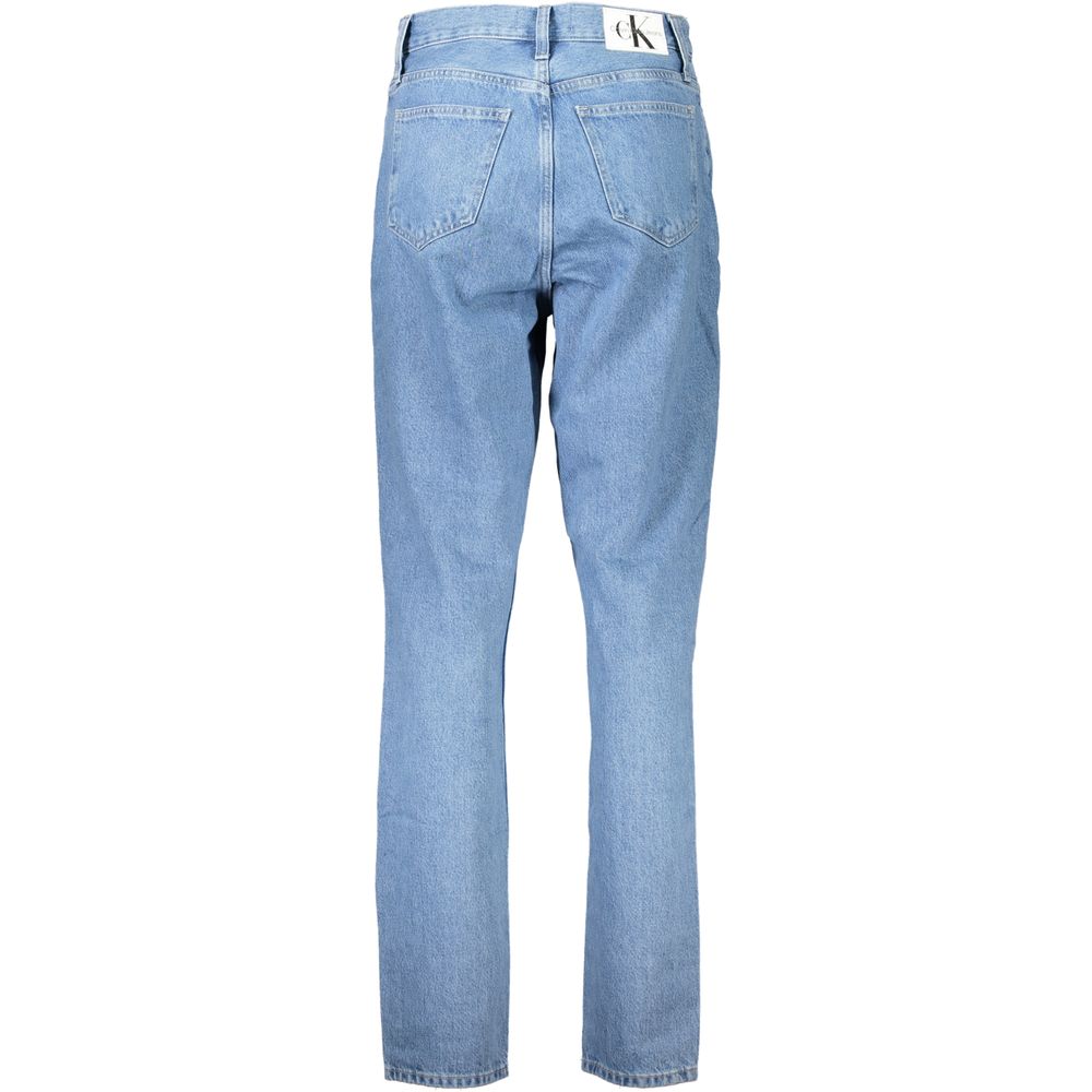 Jeans en coton Calvin Klein Azzurro pour femmes, coupe classique, détails de couture et fermeture éclair visible.